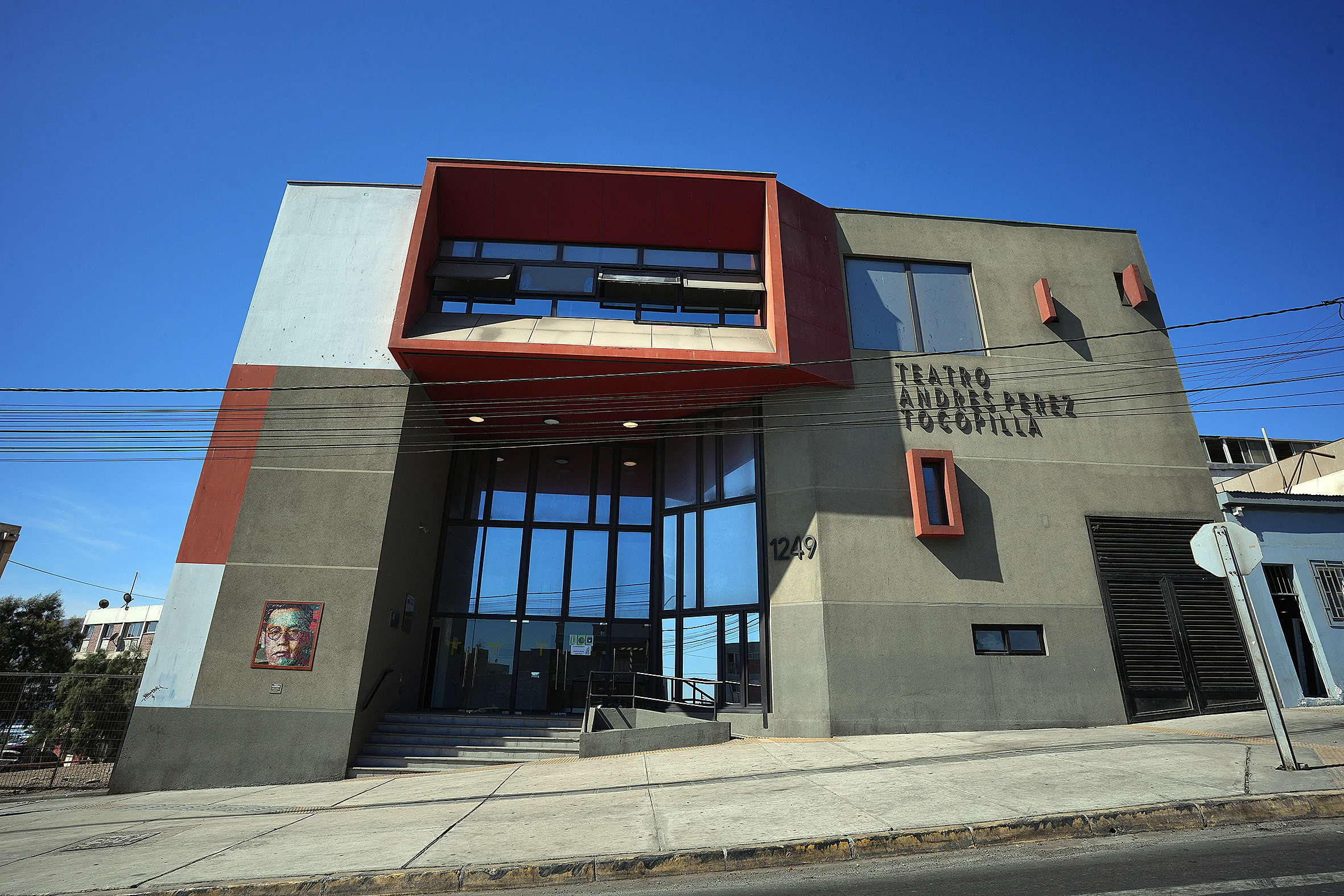 7.teatro Andres Perez