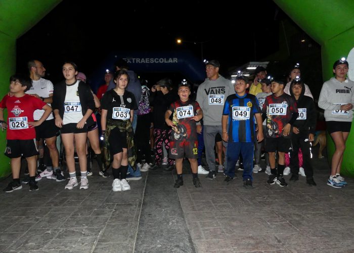 photo_4931844576323415437_w